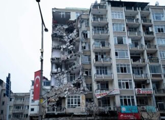 Taşınmadan Önce Komşulara Haber Vermeli Misiniz? İşte Sebepleri!